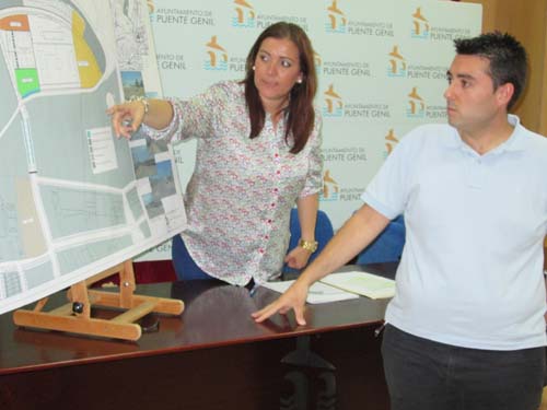 LOS CONCEJALES DE OBRAS Y URBANISMO Y FESTEJOS DAN A CONOCER LOS DETALLES DEL NUEVO RECINTO FERIAL 1