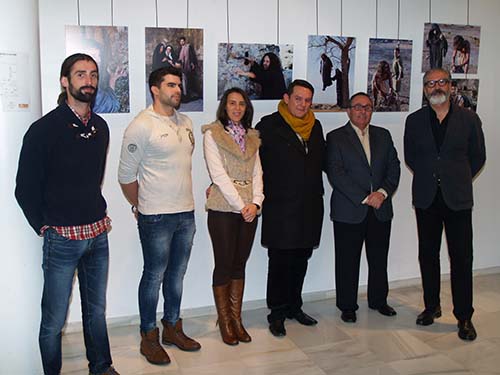 Una exposición fotográfica recoge momentos de la Pasión 1