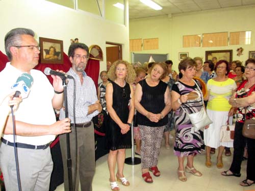 Una exposición de trabajos manuales clausura el curso de la Escuela Municipal de Adultos 1