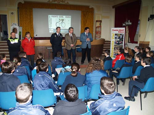 COMIENZA UNA NUEVA CAMPAÑA DE SEGURIDAD VIAL DIRIGIDA A LOS ESCOLARES 1