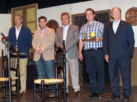 “Antonio Ortega Hijo” gana la segunda edición del recuperado concurso de cante flamenco “Membrillo de Oro” 1