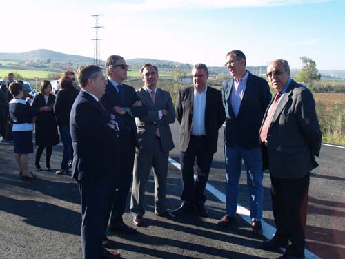 Concluyen las obras en la carretera que une Cordobilla y Puente Genil 1