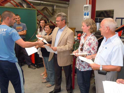 CLAUSURADO EL CURSO DE SOLDADOR DE ESTRUCTURAS METÁLICAS IMPARTIDO EN AVAS 1