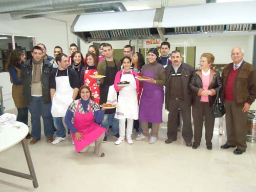 15 JÓVENES PARTICIPAN EN UN CURSO DE COCINA 1