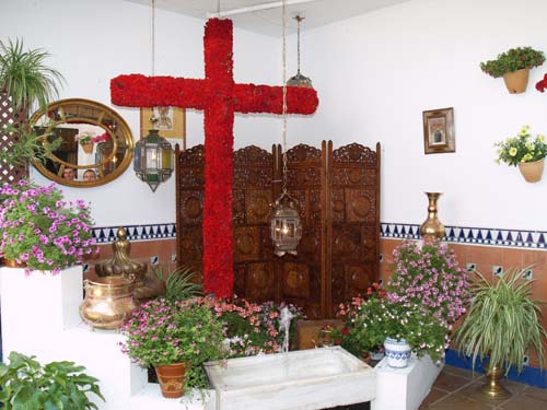 LA HISTORIA DE TOBÍAS (EL PEZ) VUELVE A CONSEGUIR EL PRIMER PREMIO DE LA MUESTRA POPULAR DE CRUCES DE MAYO 1