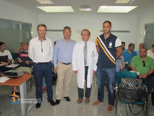 EMPLEADOS MUNICIPALES ASISTEN A UN CURSO DE PRIMEROS AUXILIOS EN EL HOSPITAL DE ALTA RESOLUCIÓN 1