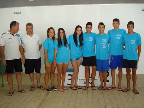 NUEVE EQUIPOS PARTICIPAN EN LAS XIV DOS HORAS DE NATACIÓN 1