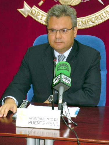 EL ALCALDE REALIZA BALANCE DE LOS PRIMEROS CIEN DÍAS DE GOBIERNO 1