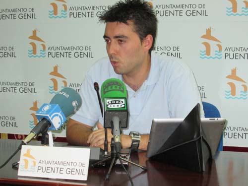 EL CONCEJAL DE FESTEJOS ADELANTA EL CARTEL DEL FESTIVAL DE CANTE GRANDE FOSFORITO 1