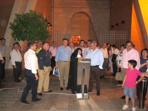 EL ENCENDIDO DEL ALUMBRADO DA PASO A LAS ACTIVIDADES LÚDICAS DE LA FIESTA DE LA PRIMAVERA 1