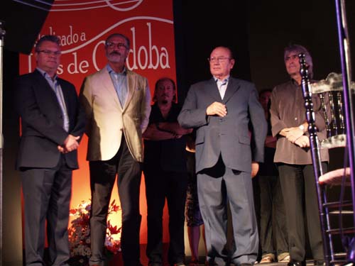 UN MILLAR DE AFICIONADOS ASISTEN AL FESTIVAL DE CANTE GRANDE FOSFORITO 1