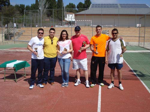 25 PARTICIPANTES EN EL TORNEO DE TENIS DE INVIERNO 1
