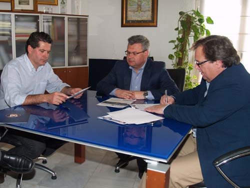 CONVENIO ENTRE COMERCIANTES Y EL PARKING EL ROMERAL 1
