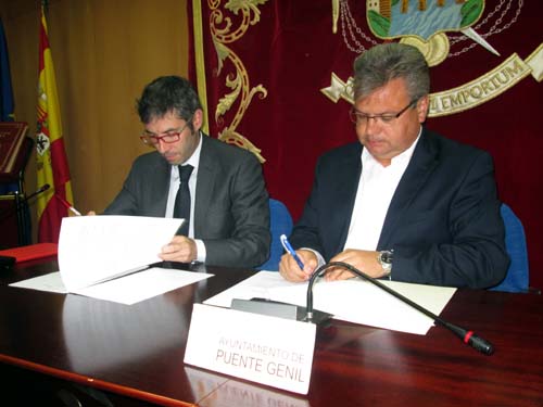 FIRMADO UN CONVENIO PARA LA PUESTA EN MARCHA DE UNA ESCUELA MUNICIPAL DE IDIOMAS 1