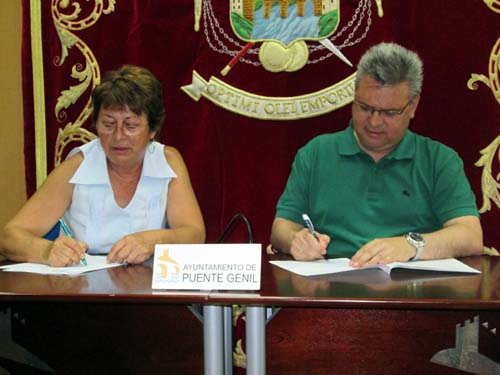 UN CONVENIO SUBVENCIONA A DISGENIL LA REALIZACIÓN DE UN TALLER MULTISENSORIAL Y UNA ESCUELA DE VERANO 1