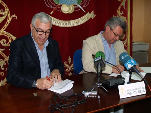 EL AYUNTAMIENTO FIRMA UN CONVENIO DE COLABORACIÓN CON EL CLUB DE BALONMANO 1