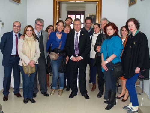 NUEVE PERIODISTAS EUROPEOS VISITAN PUENTE GENIL PARA LA DIFUSIÓN Y PROMOCIÓN DE LA SEMANA SANTA 1