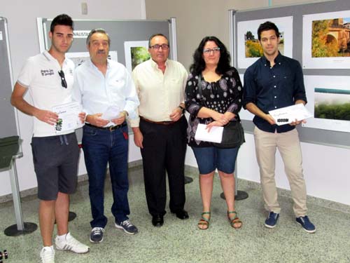 UNA EXPOSICIÓN RECOGE PARTE DE LAS FOTOGRAFÍAS DEL CONCURSO MEDIOAMBIENTAL “MIRADAS DE PUENTE GENIL” 1