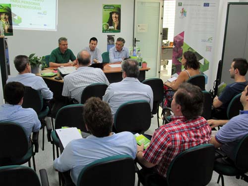 UNAS JORNADAS MUESTRAN LOS INSTRUMENTOS FINANCIEROS Y SERVICIOS DE APOYO A LOS EMPRENDEDORES 1