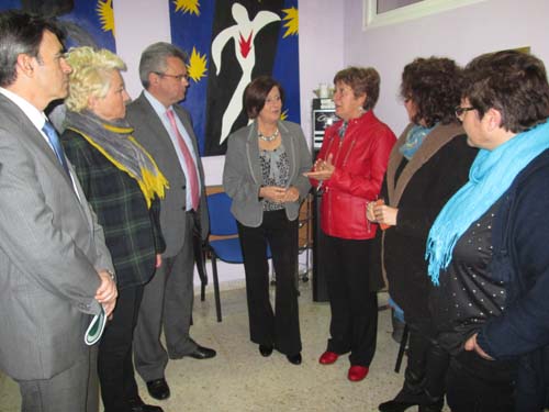 LA CONSEJERA DE IGUALDAD, SALUD Y POLÍTICAS SOCIALES VISITA EL CENTRO DE ATENCIÓN TEMPRANA DE DISGENIL 1