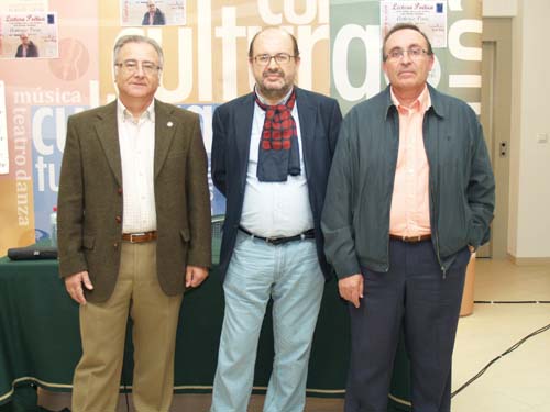 LECTURA POÉTICA DEL ESCRITOR MONTILLANO ANTONIO VARO 1