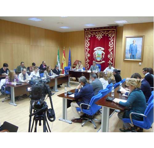 EL PLENO APRUEBA LA ADAPTACIÓN DEL PGOU A LA LEY URBANA ANDALUZA Y LA MODIFICACIÓN DE LA REGULACIÓN HIPOTECARIA 1