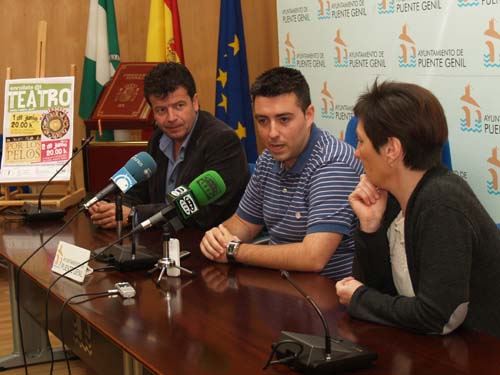 UNA INICIATIVA CULTURAL INTENTA ACERCAR A LOS JÓVENES AL TEATRO 1