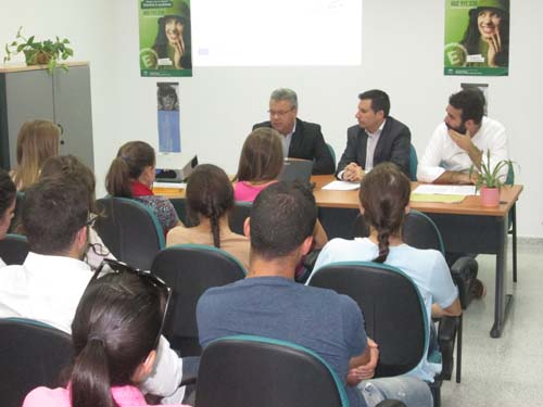 DAN A CONOCER LA NUEVA LÍNEA DE APOYO A LA JUVENTUD INNOVACTIVA 6000 1