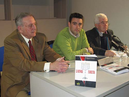 Miguel Franco presenta su novela “La menorá florecida” 1