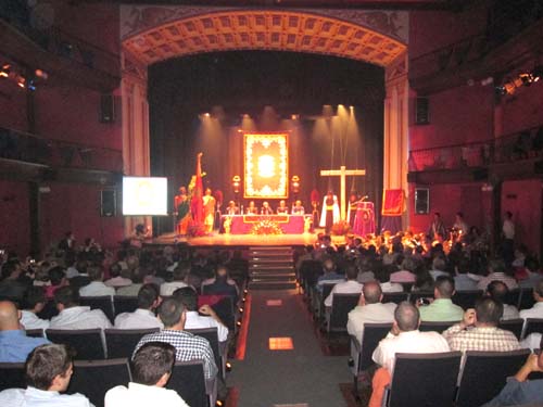 LA AGRUPACIÓN DE COFRADÍAS PRESENTA LOS ACTOS CONMEMORATIVOS DEL CINCUENTA ANIVERSARIO DE SU FUNDACIÓN 1