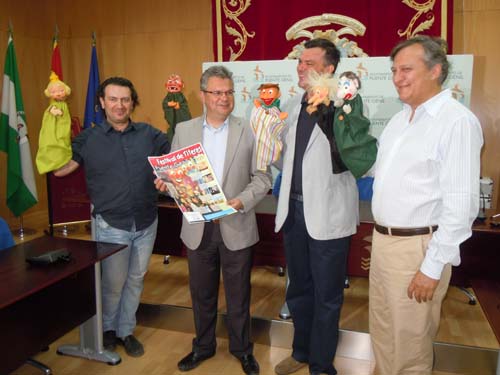 TRES COMPAÑÍAS PARTICIPAN EN EL CUARTO FESTIVAL DE TÍTERES 1