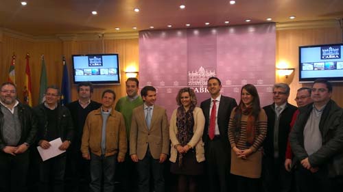 CAMINOS DE PASION Y LAS HERMANDADES Y COFRADÍAS DE LOS MUNICIPIOS RENUEVAN SU ACUERDO PARA LA PROMOCION DE LA SEMANA SANTA 1
