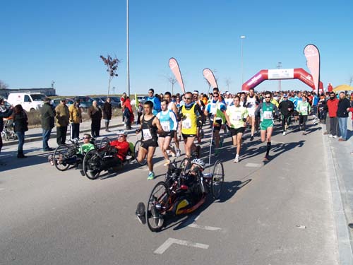 MEDIO MILLAR DE CORREDORES PARTICIPAN EN LA XXII MEDIO MARATÓN VILLA DE PUENTE GENIL 1