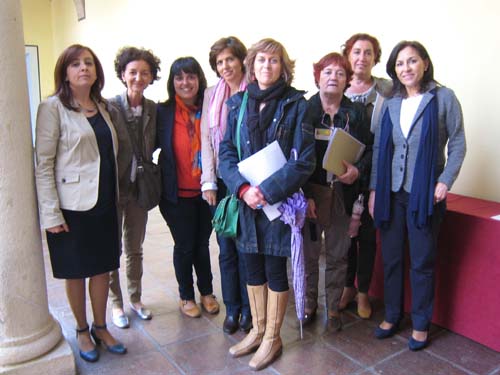 COLECTIVOS DE MUJERES PARTICIPAN EN UN SEMINARIO PROVINCIAL 1