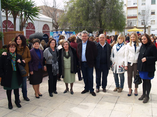 MÁS DE UN MILLAR DE PERSONAS PARTICIPAN EN EL ENCUENTRO DE ENCAJERAS DE BOLILLOS 1
