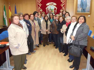 EL ALCALDE ENTREGA LAS LLAVES DE UN CENTRO SOCIAL EN LA RIBERA BAJA 1