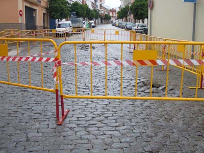 LA TORMENTA DE AYER CAUSA DAÑOS EN EL COLECTOR DEL BARRIO DE LAS CANTARERÍAS 1