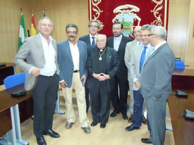 EL AYUNTAMIENTO RINDE HOMENAJE AL SACERDOTE JOSÉ JOAQUÍN COBOS 1