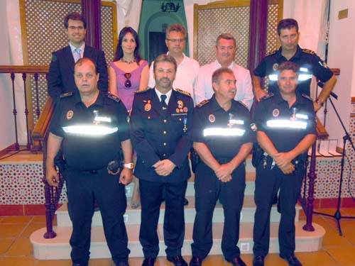 DISTINGUIDOS CUATRO AGENTES DE LA POLICÍA LOCAL 1