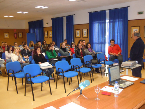 CURSO DE FORMACIÓN DE MEDIADORES EN PREVENCIÓN DE DROGODEPENDENCIAS Y ADICCIONES 1