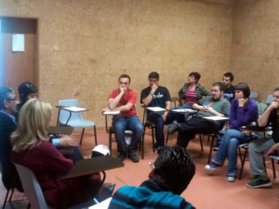 EL ALCALDE SE REÚNE CON LOS MIEMBROS DE LA MESA LOCAL DE LA JUVENTUD 1