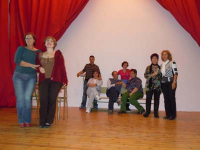 EL TALLER DE TEATRO ULTIMA LA PRESENTACIÓN DE SUS OBRAS 1