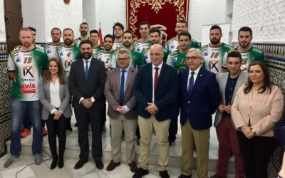 Presentada la equipación con la que disputará el Ángel Ximénez Avia la final de la Copa