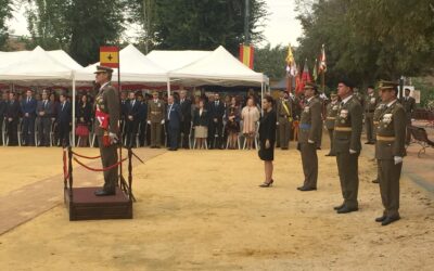388 personas participan en la jura de bandera para personal civil