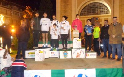 Domingo Gil y Carmen Valle ganan la XXI Carrera de Navidad