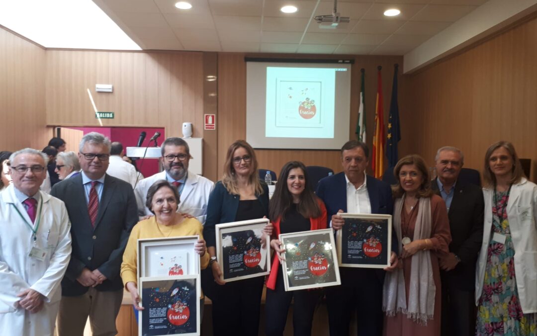 Distinguen a las entidades colaboradoras en el proyecto de humanización de las Urgencias del Hospital