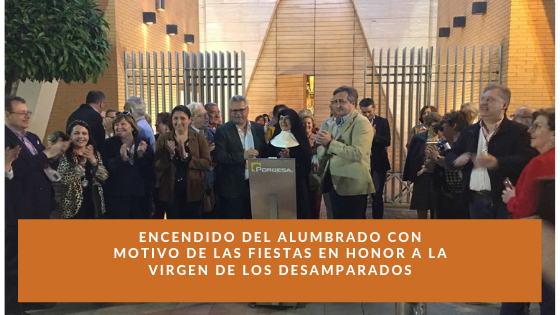 Encendido del alumbrado con motivo de las fiestas en honor a la Virgen de los Desamparados