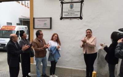 Vuelve a colocarse el azulejo que recuerda al Doctor Diego Rodríguez Valera