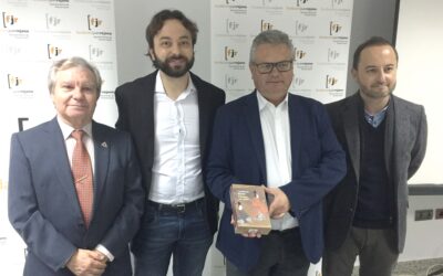 La editorial Penguin Random House recuerda el legado literario de Juan Campos Reina