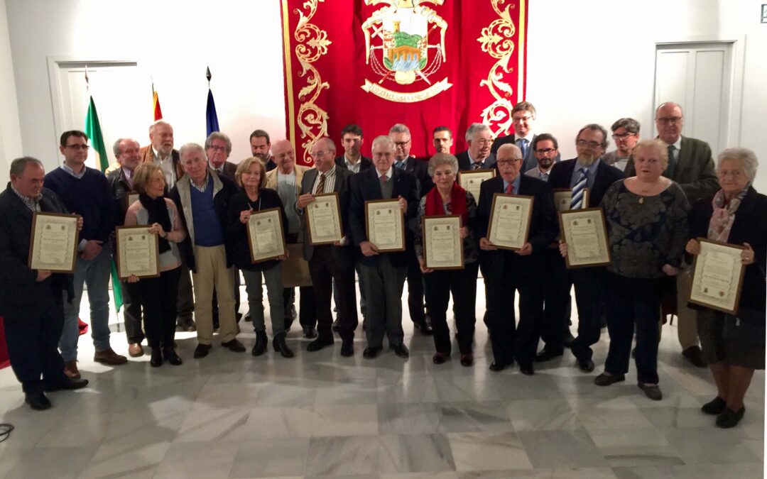 Reconocimiento a la primera corporación